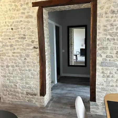 Avec Cours Exterieur
